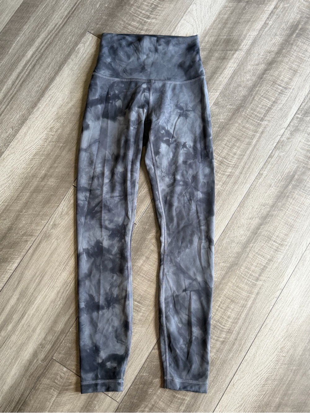 Lululemon Women’s Wunder Train Contour Fit High-Rise 25" Gray Black Tie Dye Sz 2